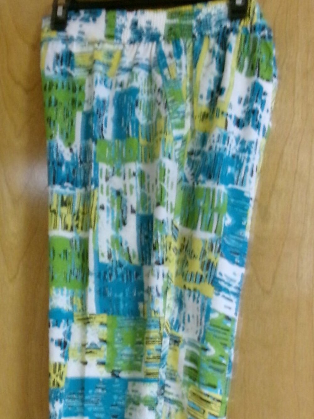 NWT Vibrant XL Investments Vintage Geometric Print Pants